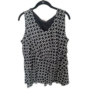 B17 Patterned blouse